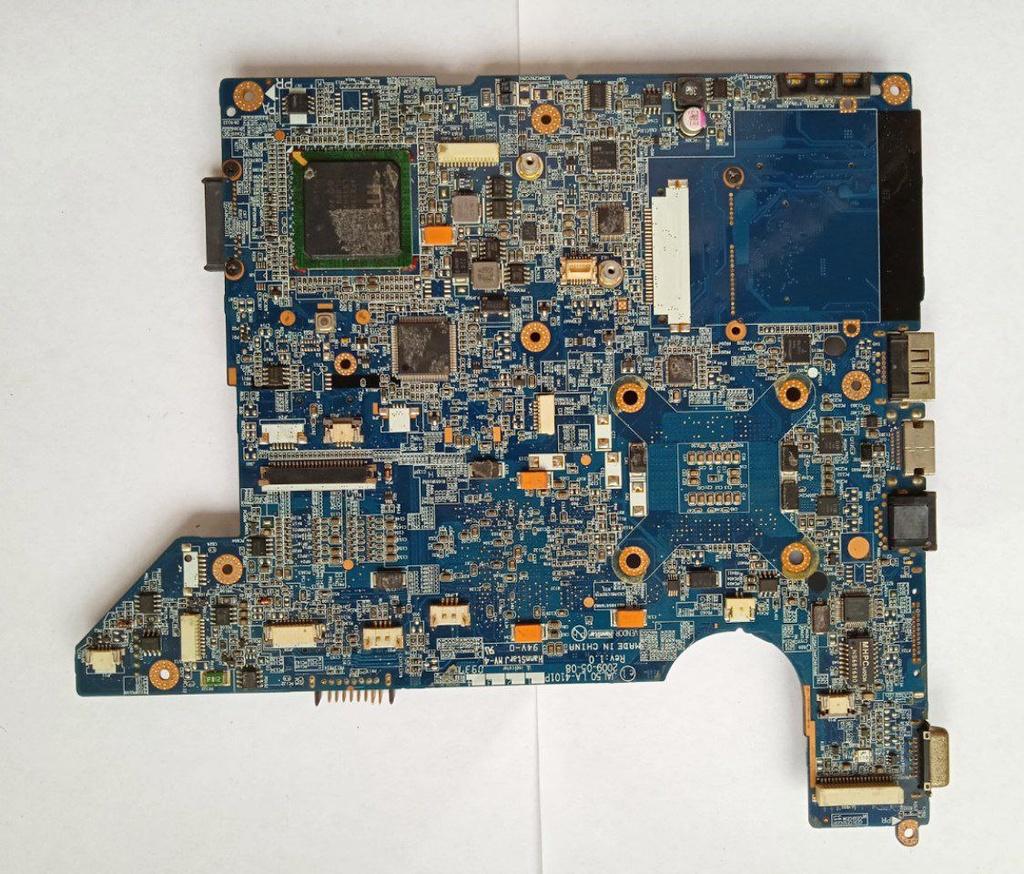 Motherboard para laptop HP Compaq Presario CQ40 P/N: LA-4101P (solo repuesto)