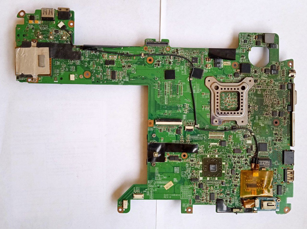 Motherboard para laptop HP tx2500 P/N: DA0TT9MB8D0 (solo para repuesto)