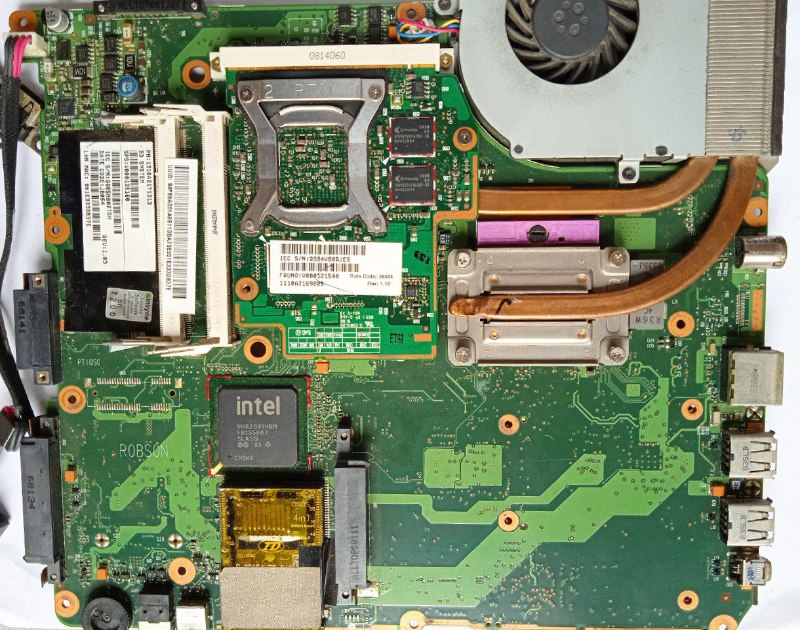 Motherboard para laptop Toshiba A300 A305 cód: 6050A2171501 (solo para repuesto)