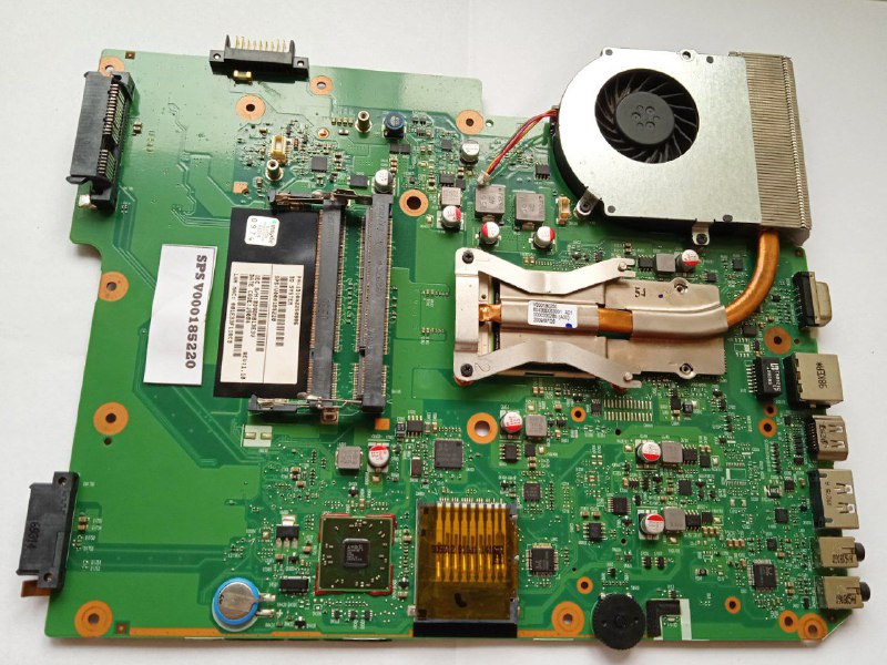 Motherboar para laptop Toshiba Satellite L505 cód: V000180250 (solo para repuesto)